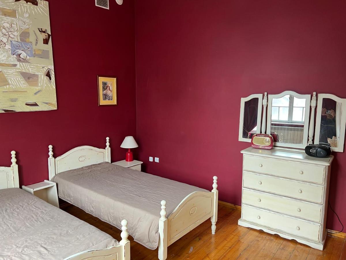 Albert Guest House Русе Экстерьер фото